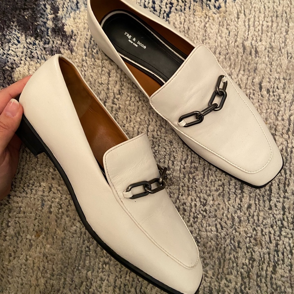 Rag & Bone Aslen White Leather + Chain Loafer 🤍